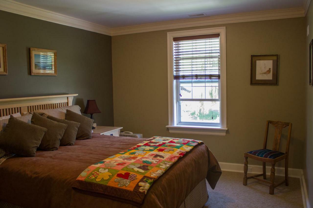 Genelle House B&B Guest House Екстериор снимка