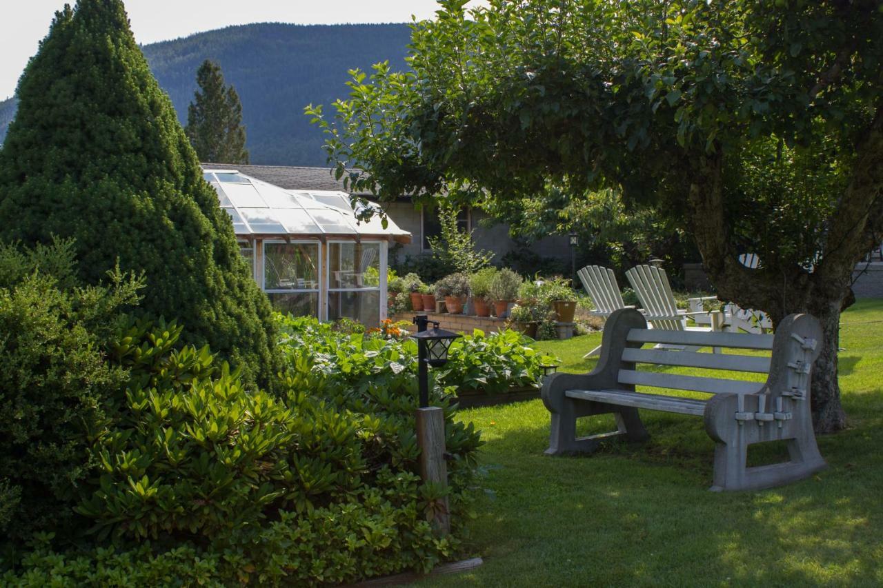 Genelle House B&B Guest House Екстериор снимка